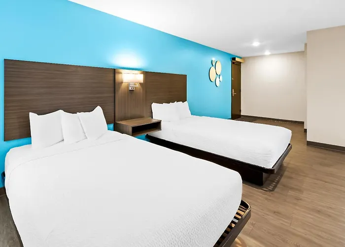 Superior  Queen Room Mobility accessible
