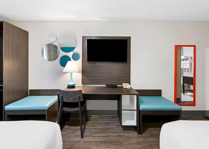 Queen Room